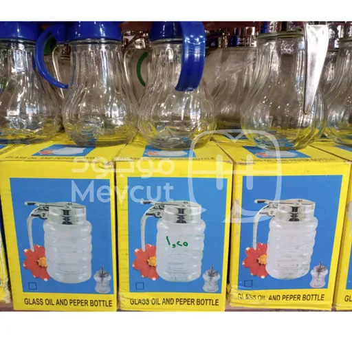 كوب زجاجي لتخزين الزيت والفلفل
