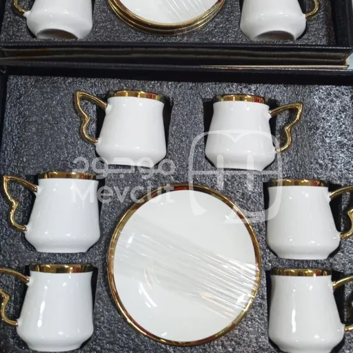 فناجين القهوة بتصميم مميز