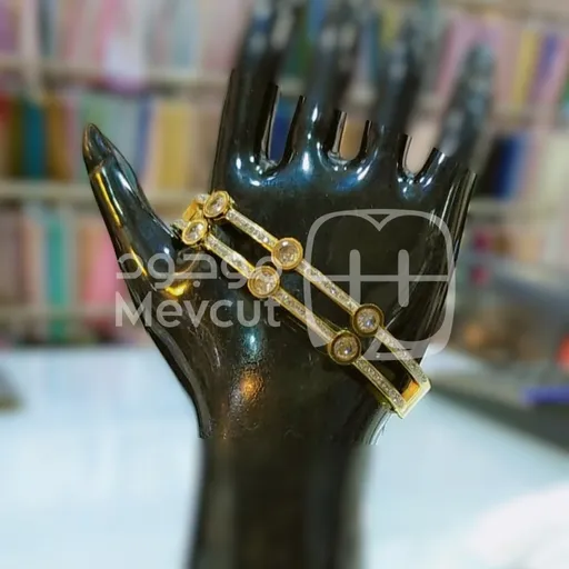 اسوارة مميزة