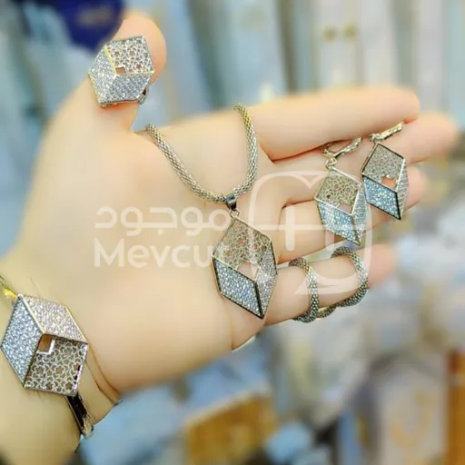 طقم زركون كوري