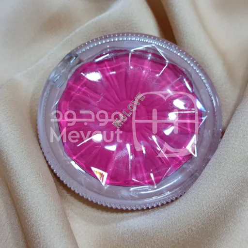 بودرة خدود من مس لوف