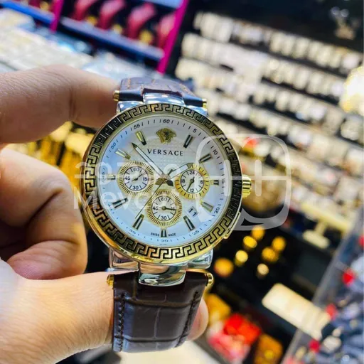 ساعة رجالية من ماركة فرزاجي