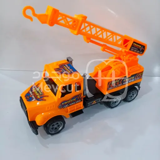 شاحنة بلاستيكية بلون برتقالي مزودة برافعة قابلة للحركة مع خطاف