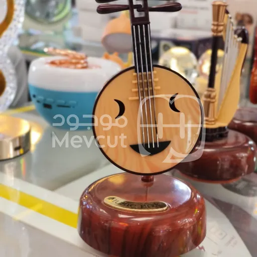 صندوق موسيقي (Music Box) بتصميم فني لطيف ومميز