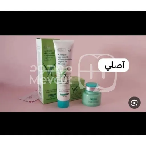 مجموعة عناية بالبشرة تحتوي على مستخلص الشاي الأخضر من ماركة Century Beauty VT Green Tea