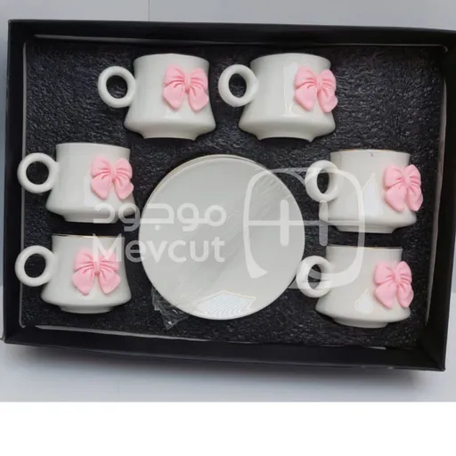 طقم فناجين القهوة مع الصحون