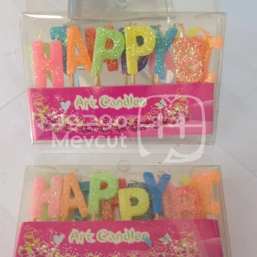 شموع عيد ميلاد حرفية