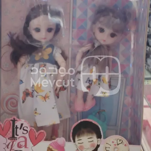 دمى بنات بأحجام مختلفة