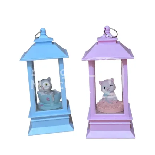 ديكور على شكل فانوس مزخرف