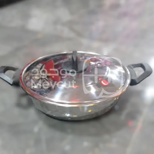 مقلاة عميقة بغطاء - طنجرة ضحلة