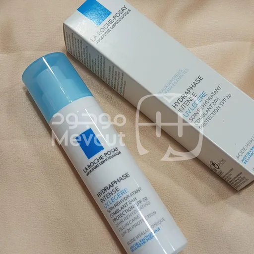 كريم ترطيب وحماية من الشمس لاروش