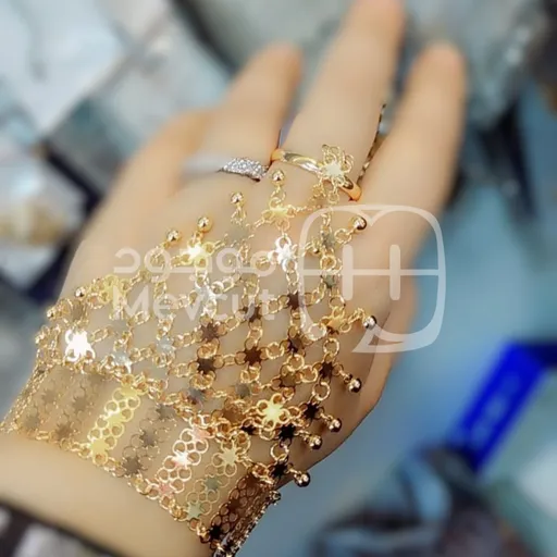 مجوهرات نسائية لليد