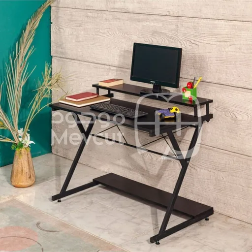 طاولة الدراسة والعمل