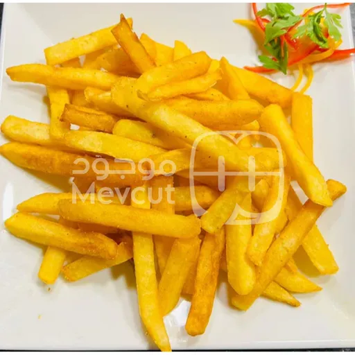 صحن بطاطا وسط