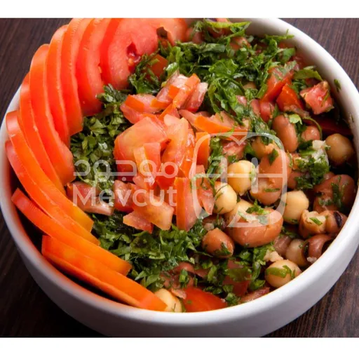 حُمّص و فول خضرة